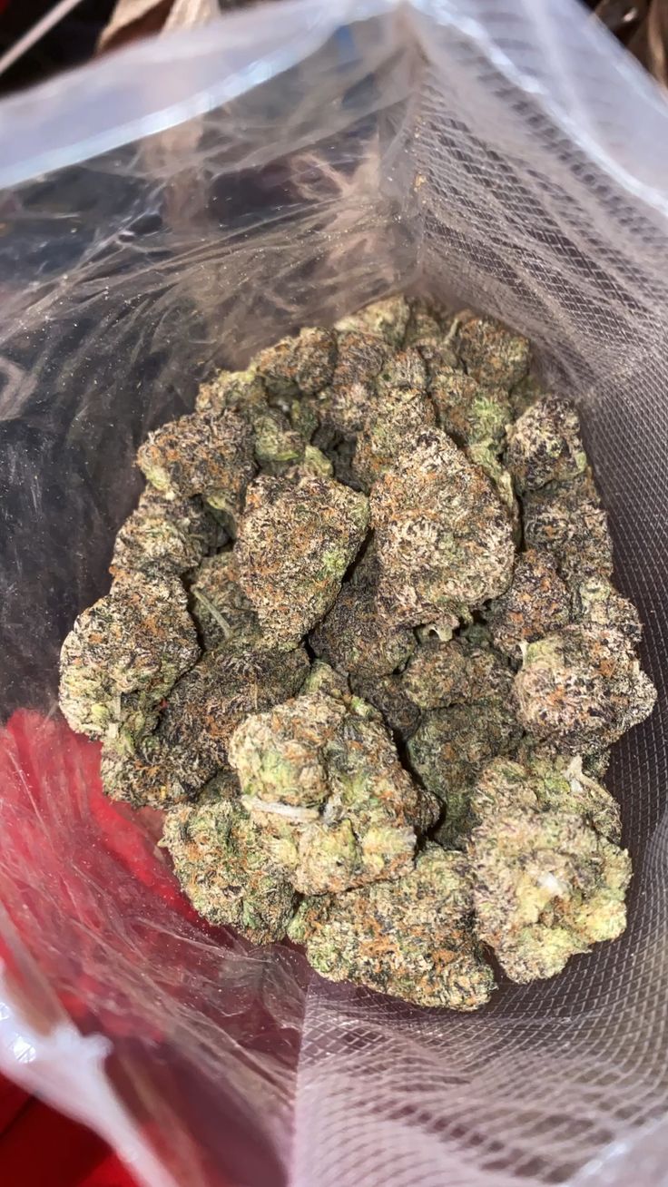 Can you buy CBD online in Iowa?